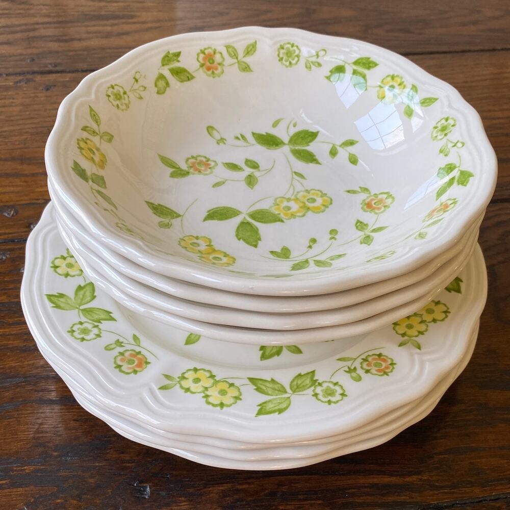 8 pieces: Flora Ironstone Japan 4009 4 Bowls 4 Plates Petite